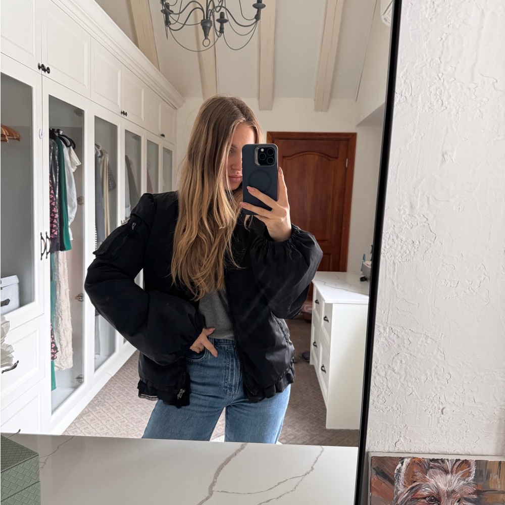 Moncler Women's Black Jacket - Picture 1 of 6
